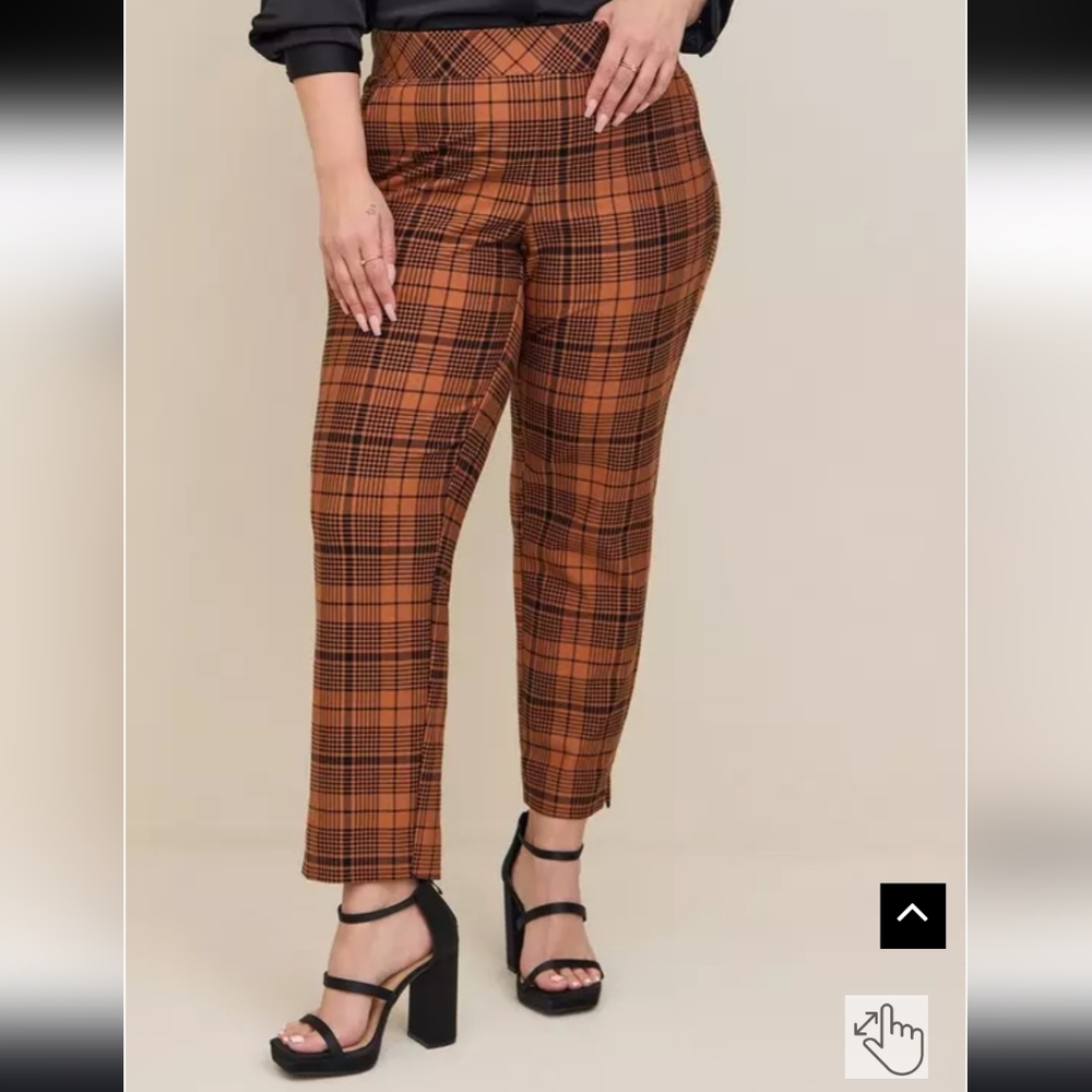 Torrid Pull-On Relaxed High-Rise Pant Size 2